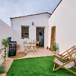 Avec Terrasse à 250 Mètres Du Port Appartamento Rivedoux-Plage
